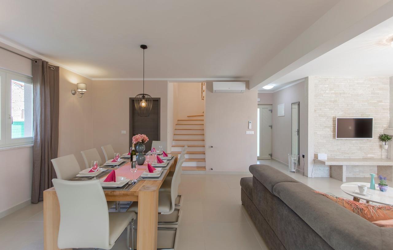Villa Contessa Porec Esterno foto